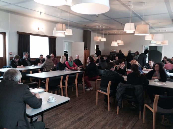 thro_2_skahjalparfundur2014_235045734