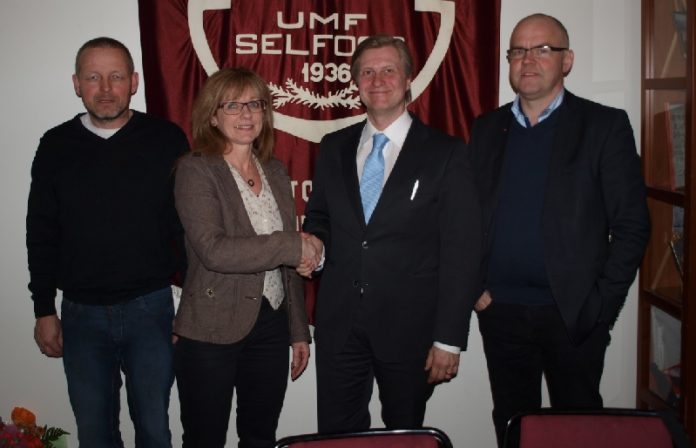 vallarsamningur_selfoss2013bb_619636082