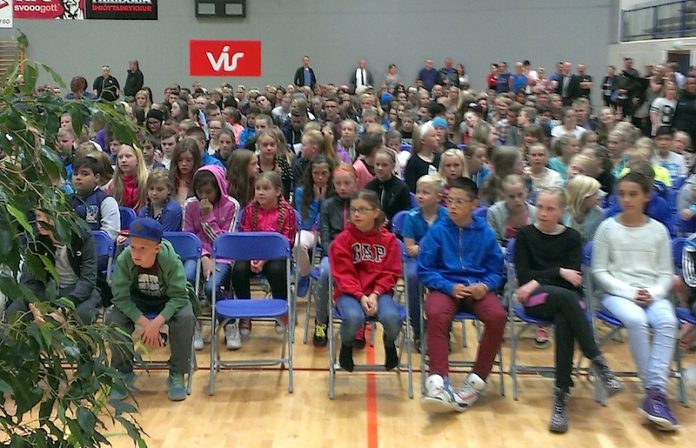 vallaskoli_skolasetning2014_974042092